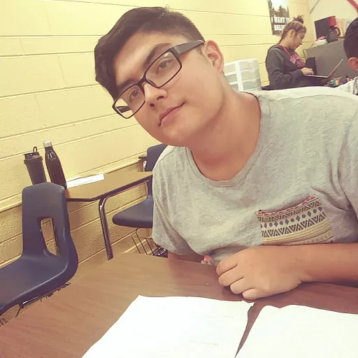 Profile picture of Damien lucero